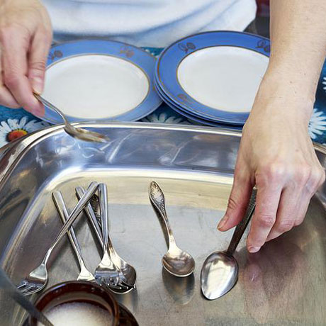 Cleaning Cutlery